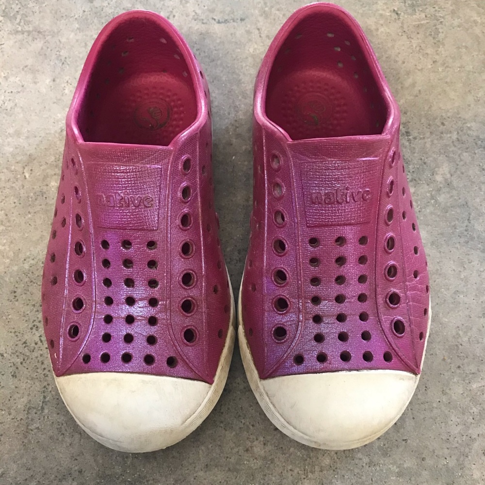 Native Fuscia iridescent C9